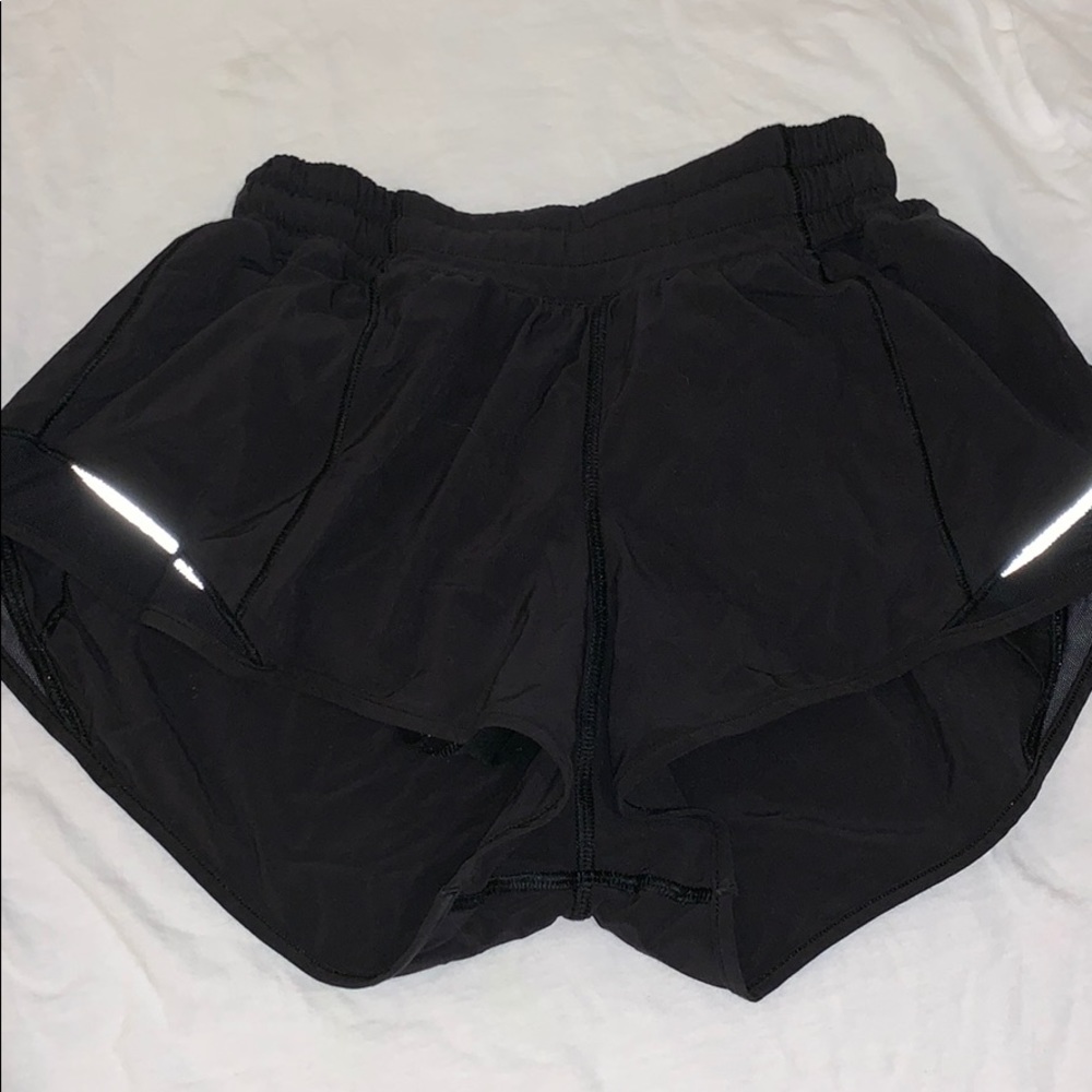 hotty hot shorts II 2.5”